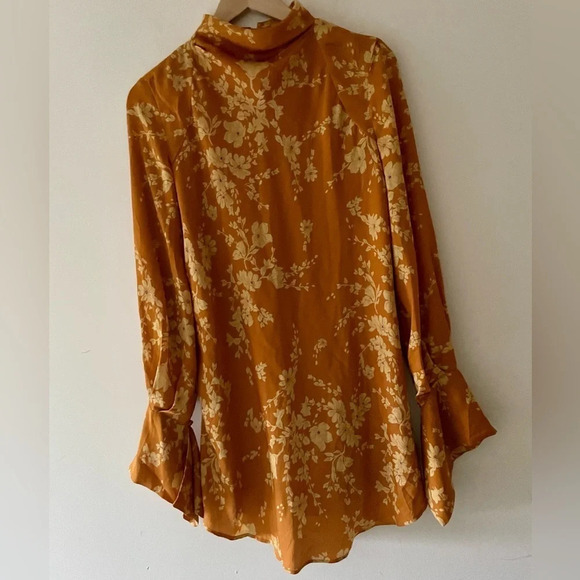 Free People Dress Aries Floral High Neck Open Back Dress Gold Floral XS - Picture 4 of 5